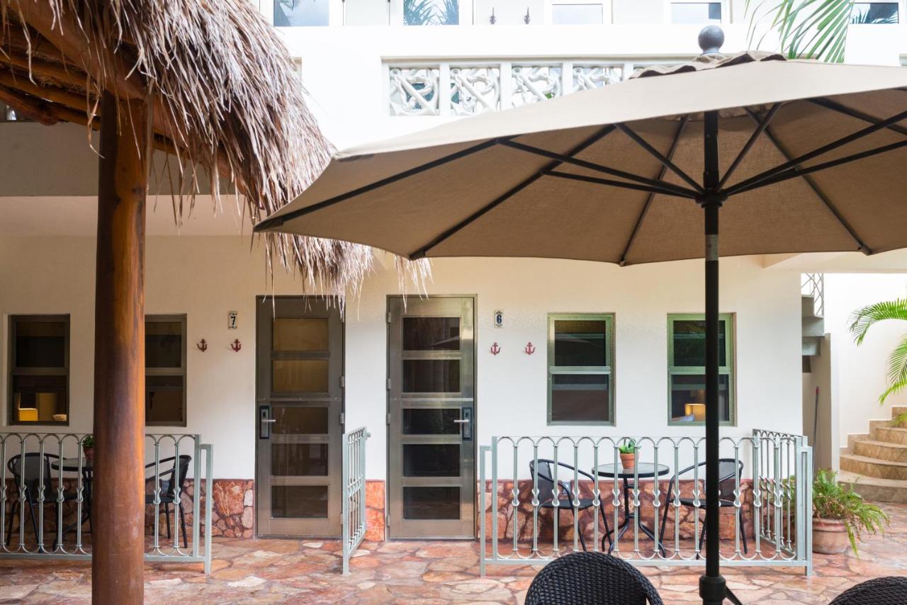Alamos Inn Hotel Con Jacuzzi Y Piscina Cancún Exterior foto