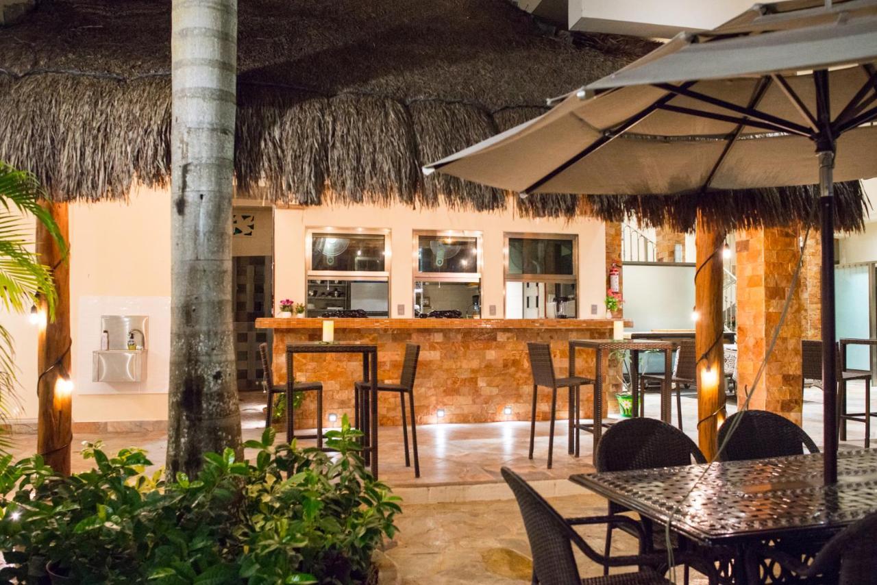 Alamos Inn Hotel Con Jacuzzi Y Piscina Cancún Exterior foto